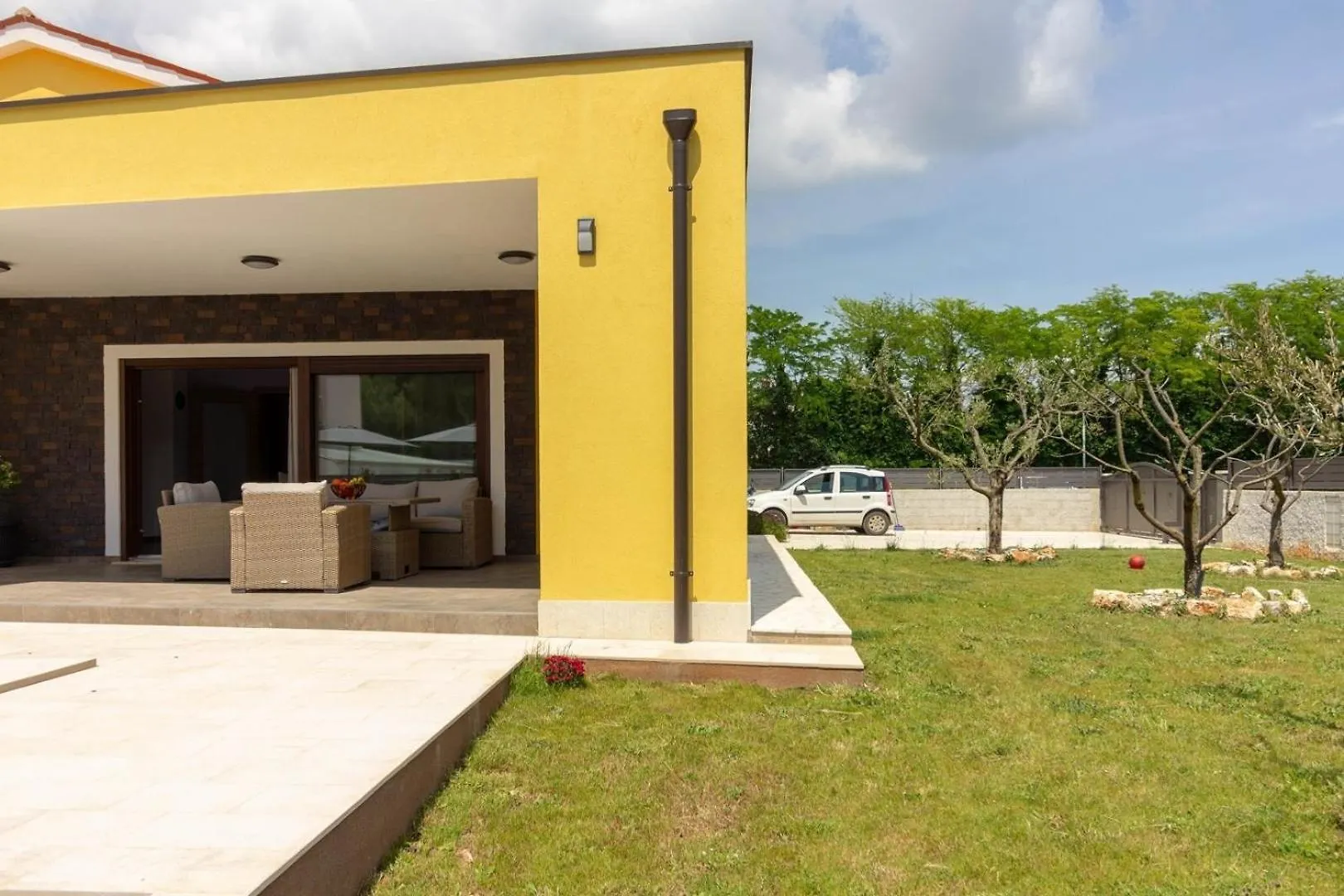 Holiday home Ferienhaus Mit Privatpool Fuer 6 Personen Ca 150 Qm In Medulin, Istrien Suedkueste Von Istrien