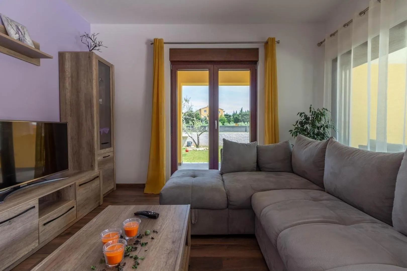Ferienhaus Mit Privatpool Fuer 6 Personen Ca 150 Qm In Medulin, Istrien Suedkueste Von Istrien 0*, Medulin